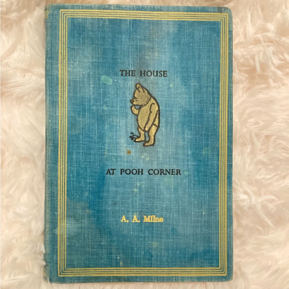 Vintage 1961 Winnie the Pooh hardcover book “The House at Pooh Corner”